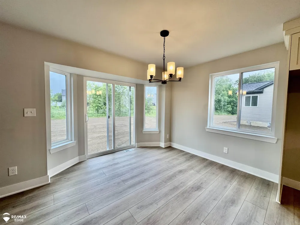 8323 Peninsula Circle Mundy Township, MI 48439
