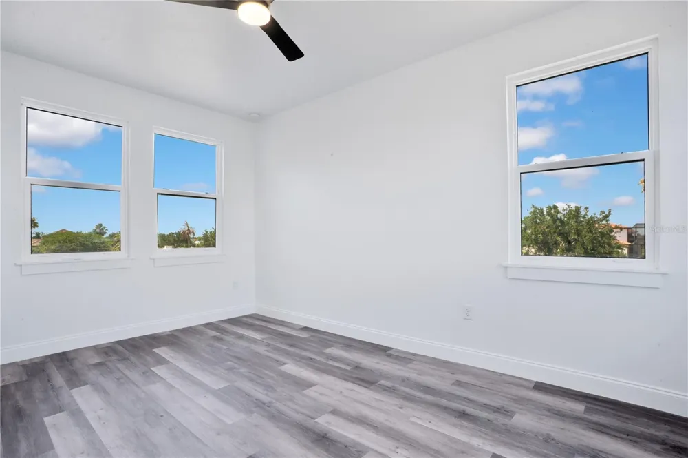 134 BLAZING STAR AVENUE Lake Alfred, FL 33850