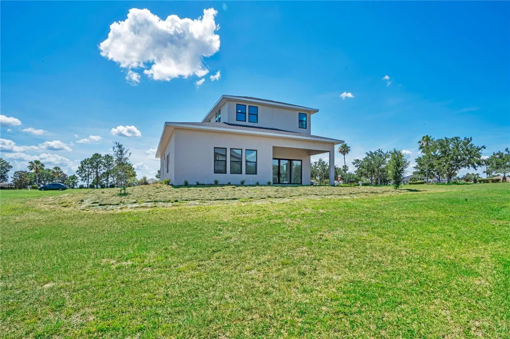 134 BLAZING STAR AVENUE Lake Alfred, FL 33850