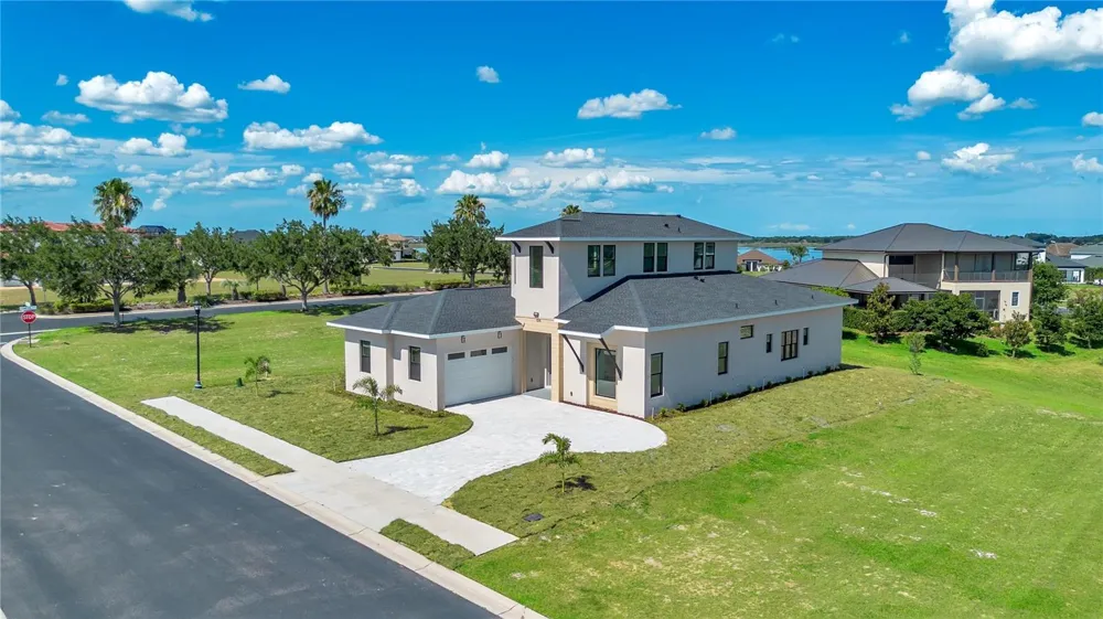 134 BLAZING STAR AVENUE Lake Alfred, FL 33850