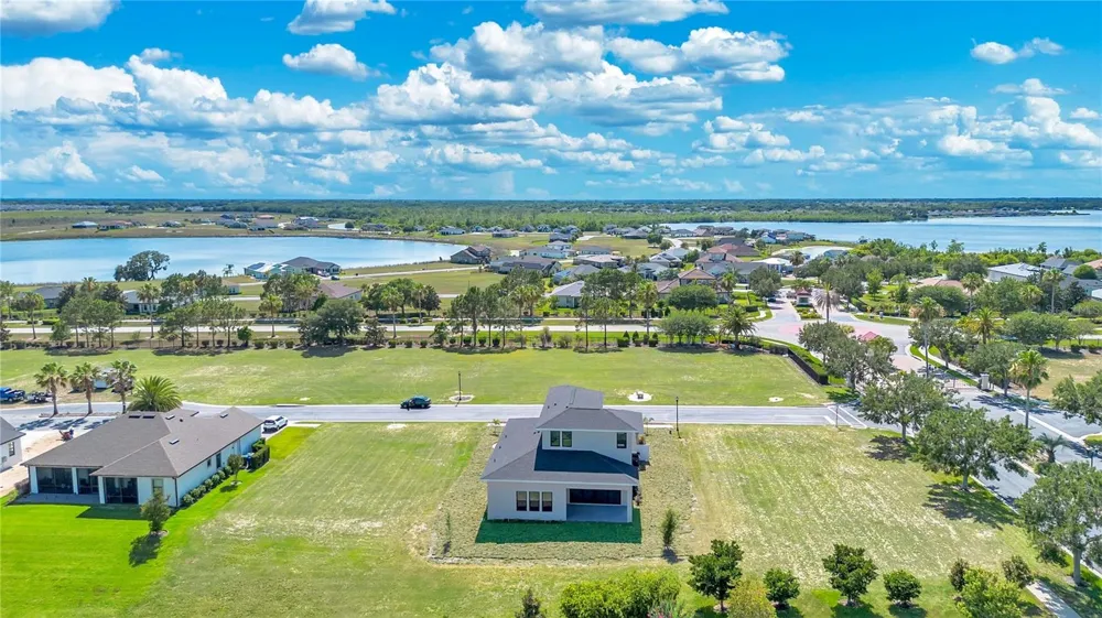 134 BLAZING STAR AVENUE Lake Alfred, FL 33850