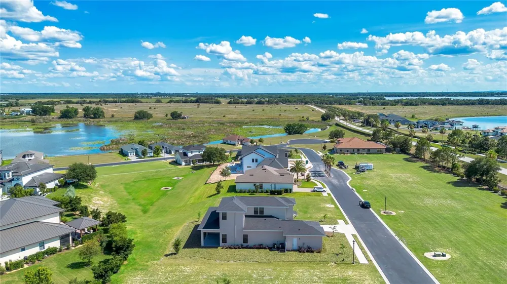 134 BLAZING STAR AVENUE Lake Alfred, FL 33850