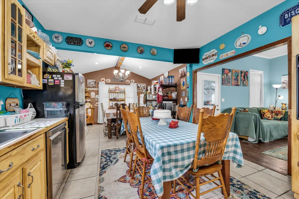 173 County Road 3465 Clifton, TX 76634