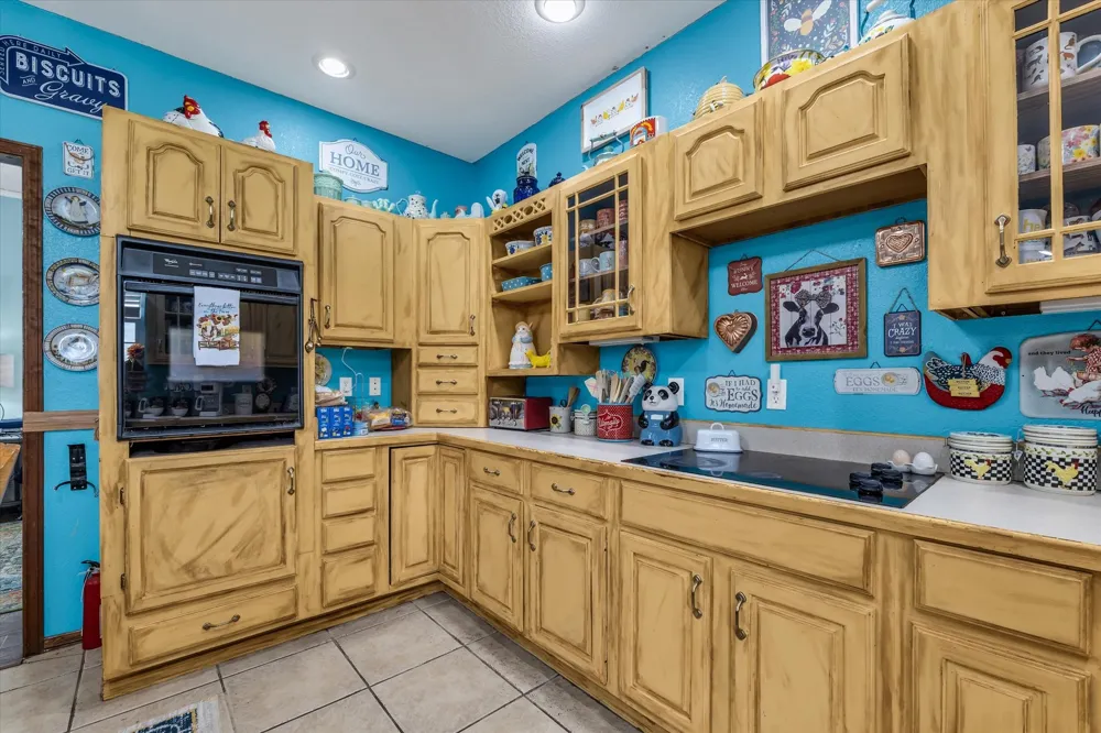173 County Road 3465 Clifton, TX 76634