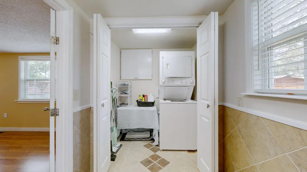 100 Waggoner St Decherd, TN 37324