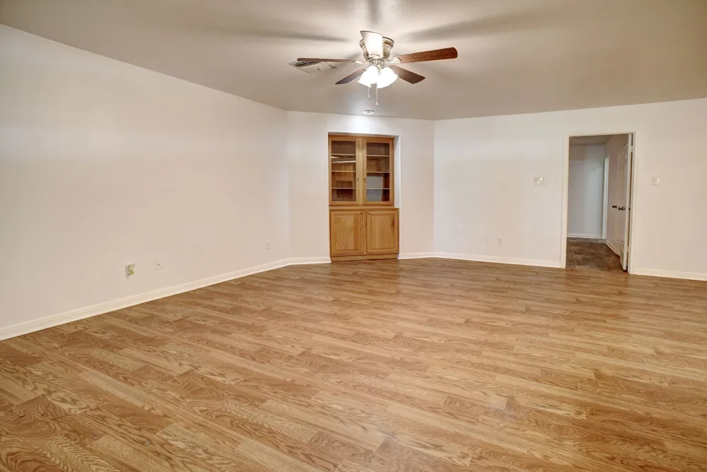 504 Leah Lane Smithville, TX 78957