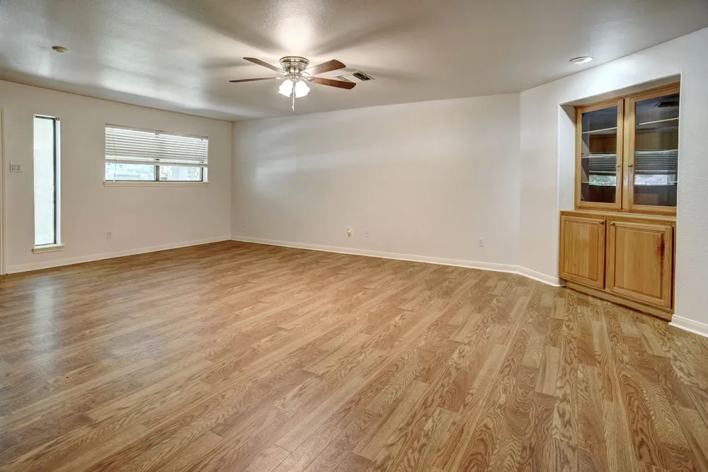504 Leah Lane Smithville, TX 78957