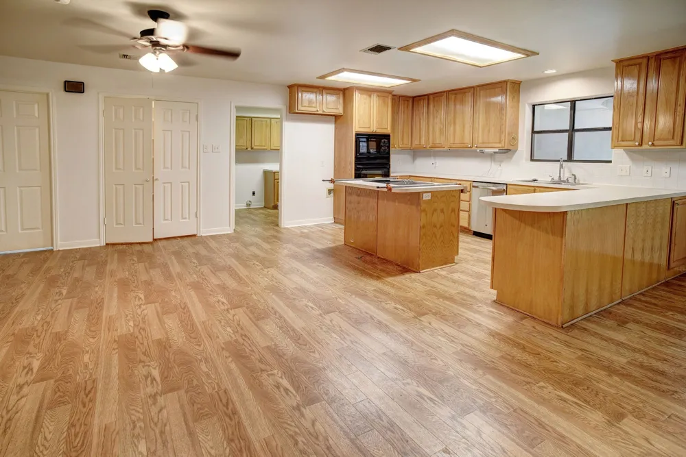 504 Leah Lane Smithville, TX 78957