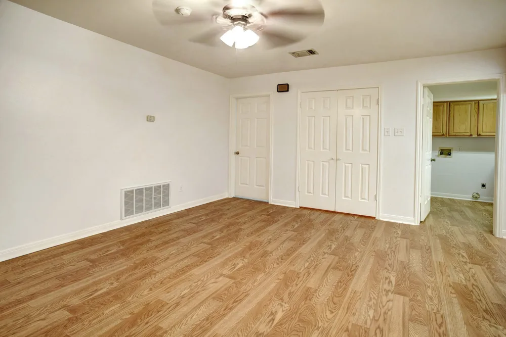 504 Leah Lane Smithville, TX 78957