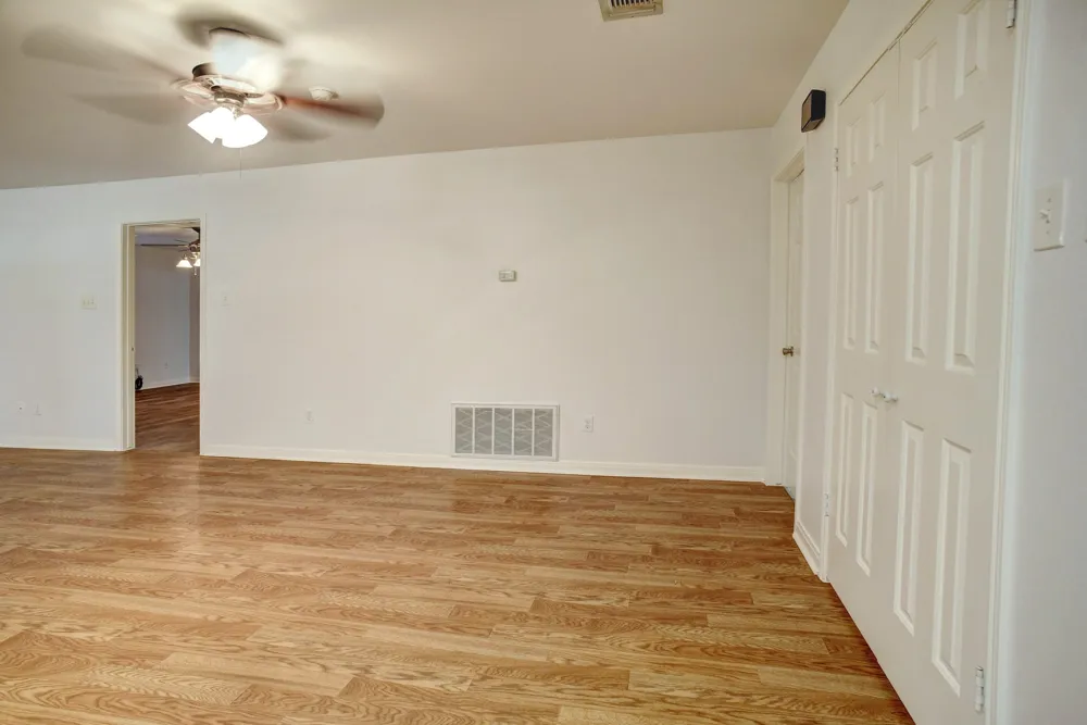 504 Leah Lane Smithville, TX 78957
