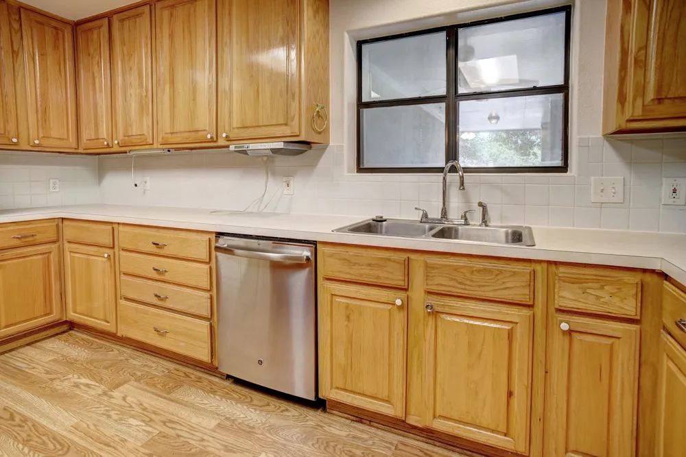 504 Leah Lane Smithville, TX 78957