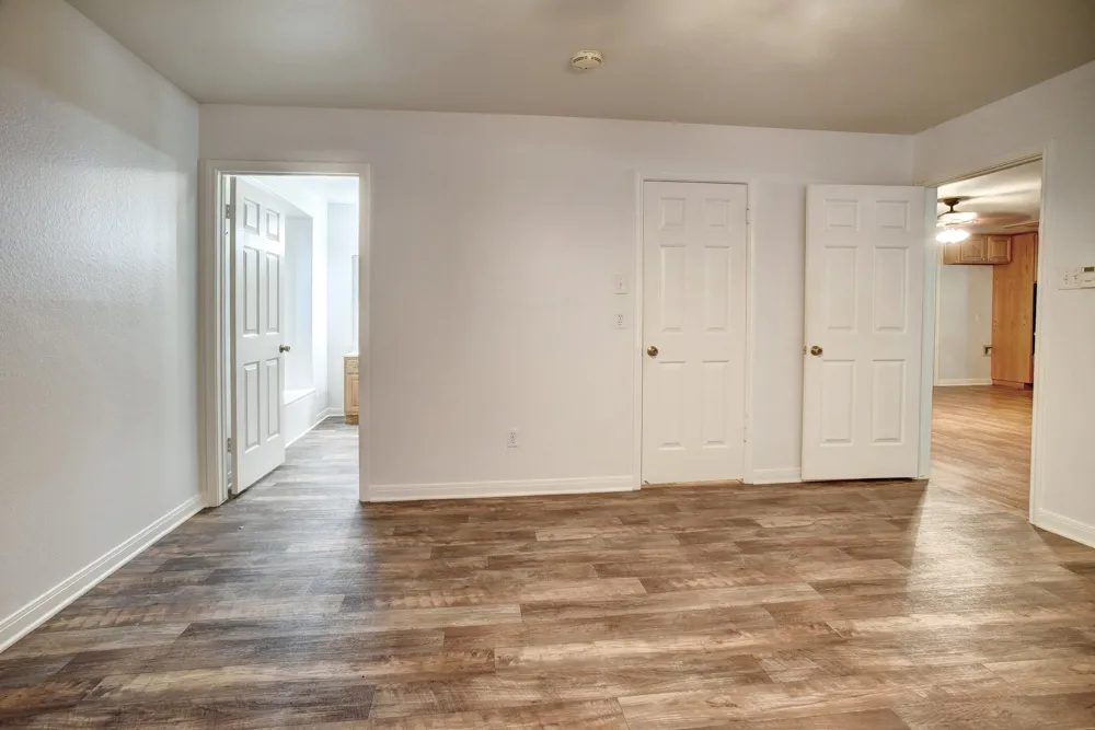 504 Leah Lane Smithville, TX 78957