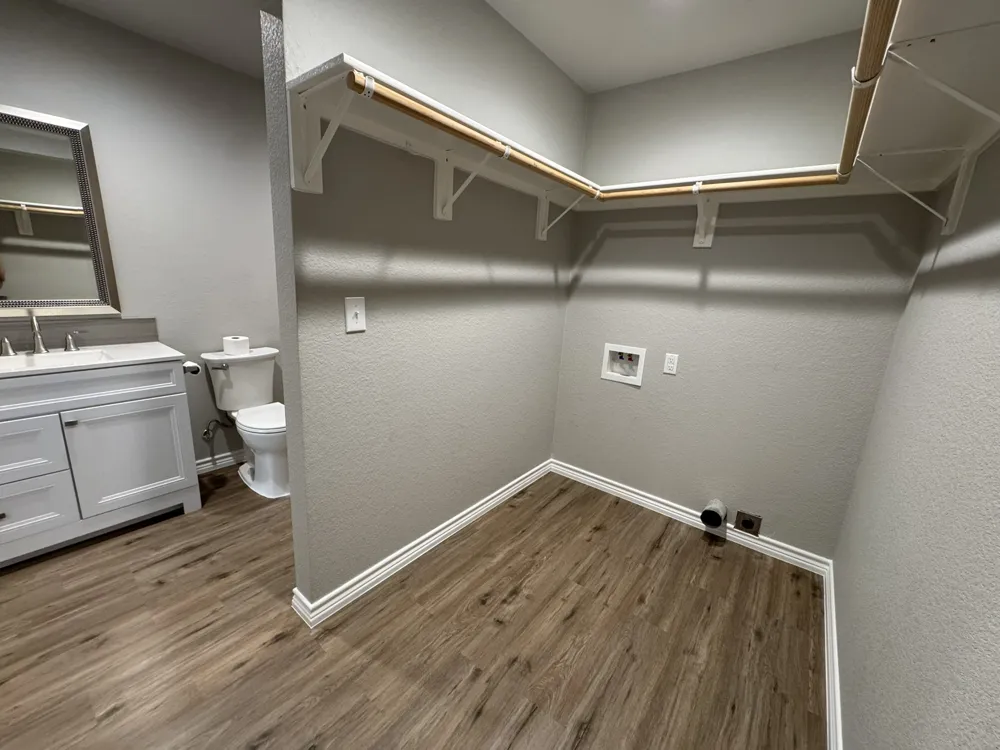 320 W 6th Street Weatherford, TX 76086