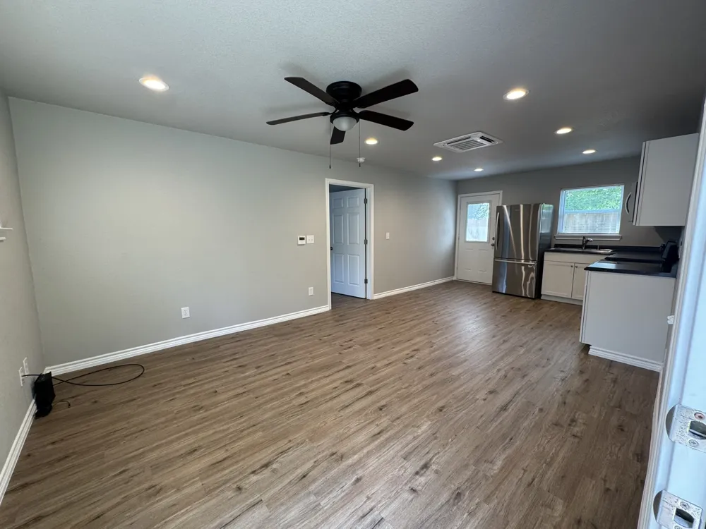 320 W 6th Street Weatherford, TX 76086