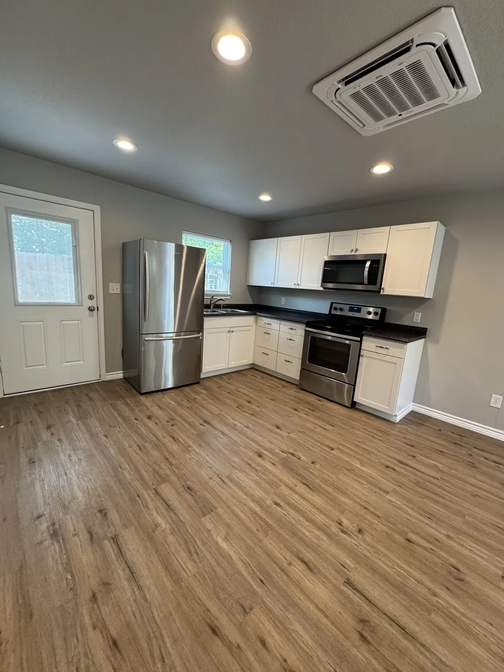 320 W 6th Street Weatherford, TX 76086