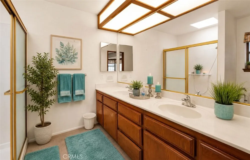 11574 Silver Rock Pinon Hills, CA 92372