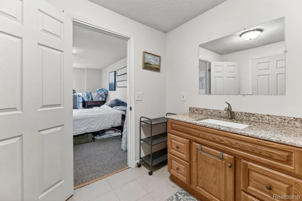3845 Lake Lapeer Drive Elba Township, MI 48455