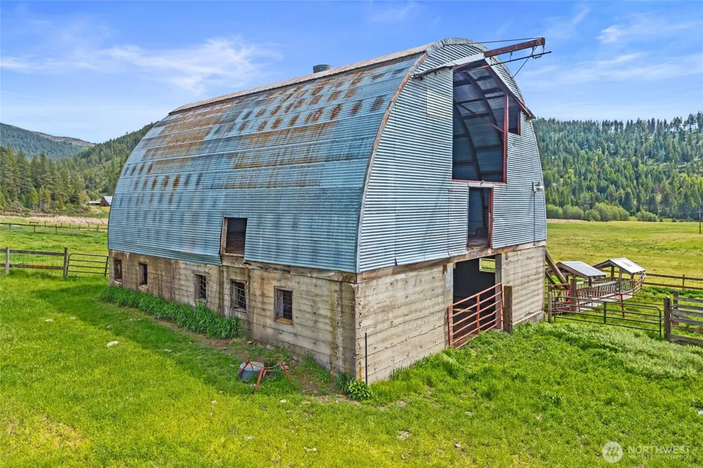 3114 Old Baldy Road Rice, WA 99167