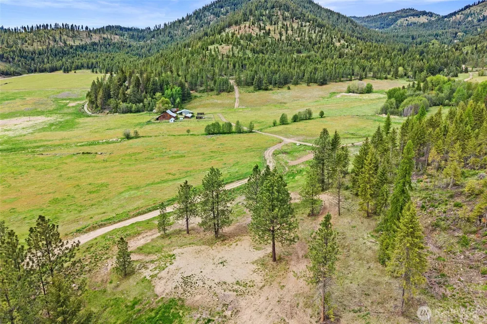 3114 Old Baldy Road Rice, WA 99167