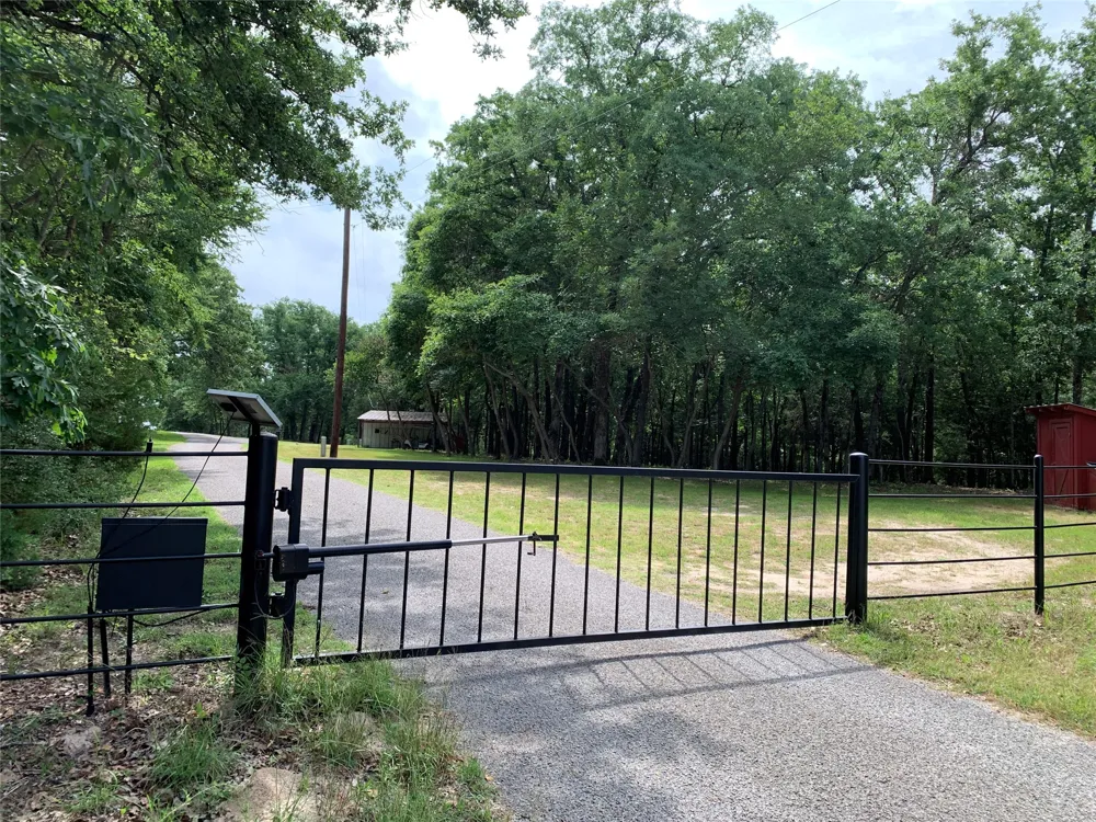County Road 3711 Athens, TX 75752