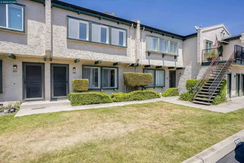 1031 Clyde Ave #1102