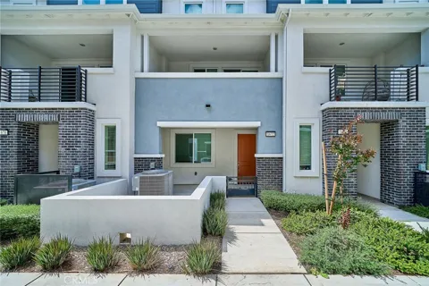 1672 Cayton