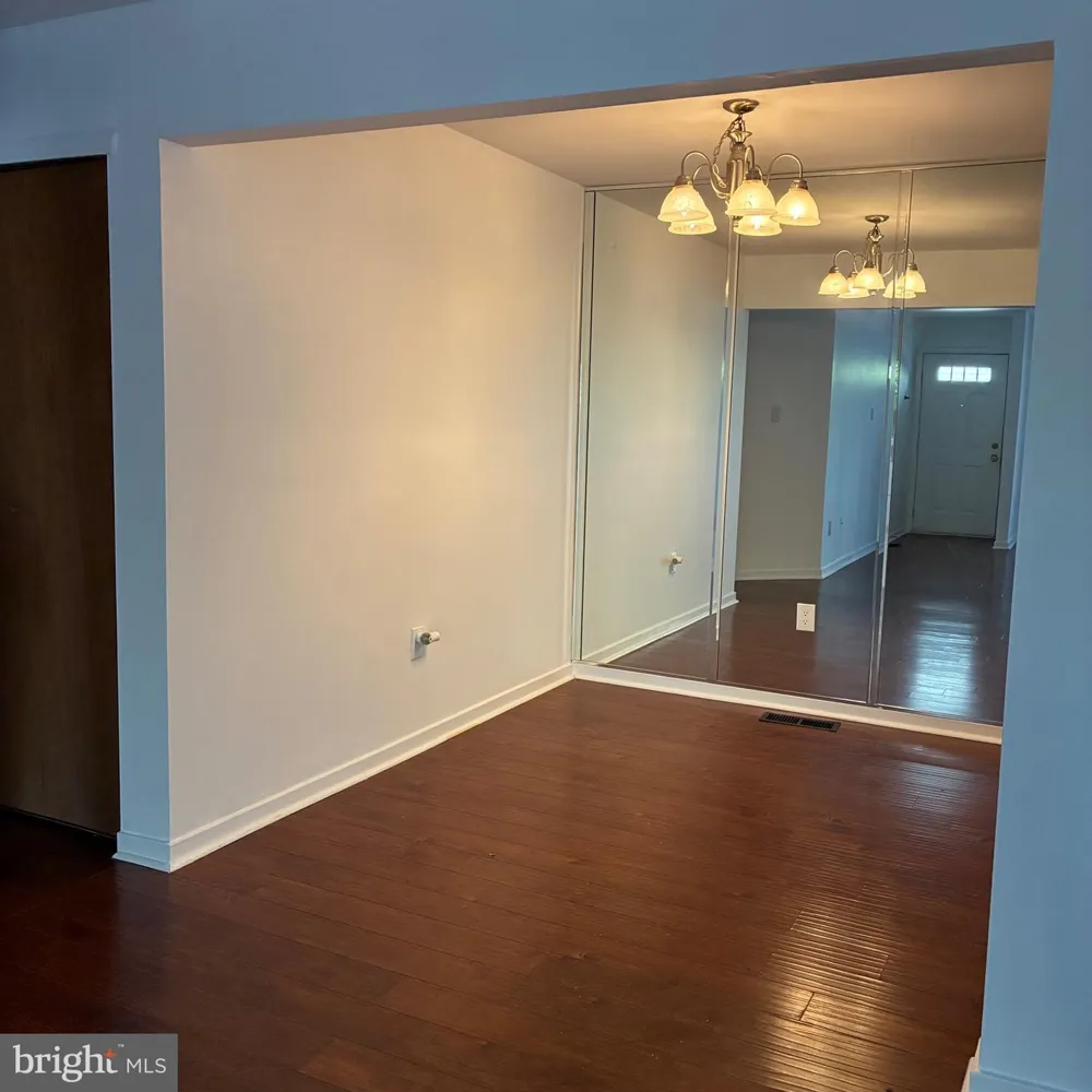 310 HEATHER CROFT Egg Harbor Township, NJ 08234