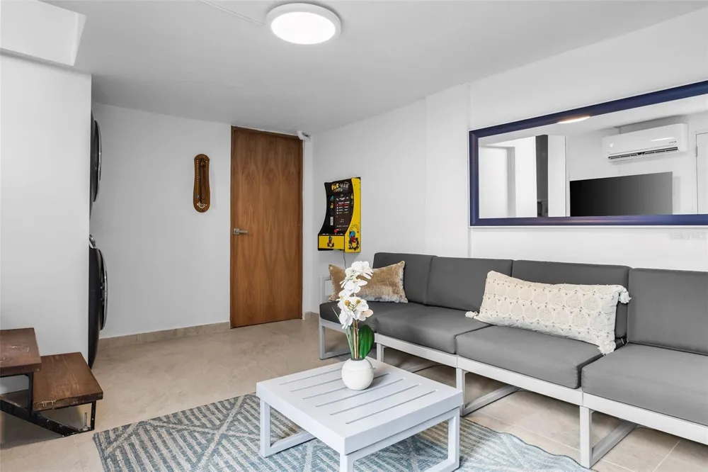 115 SANTA CECILIA San Juan, PR 00911
