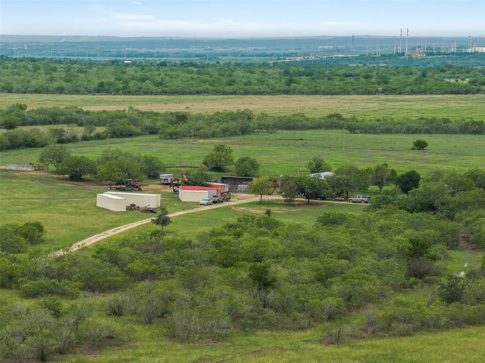 1190 Dickerson Road Lockhart, TX 78644