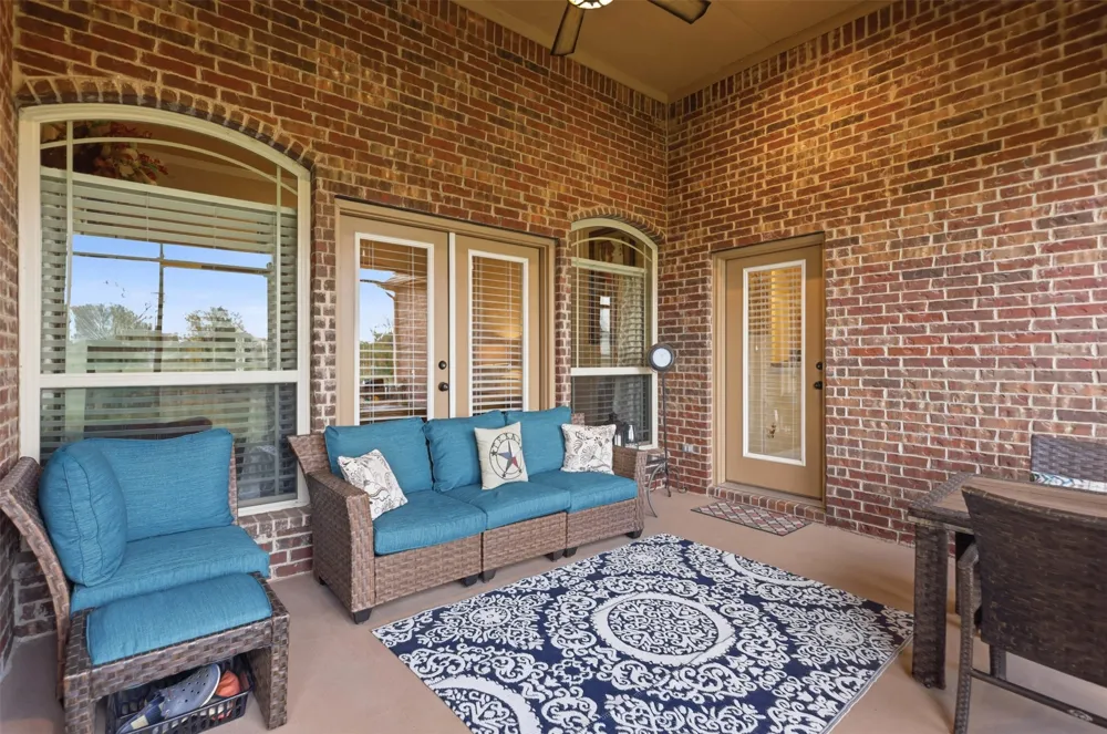 186 Las Colinas Trail Cross Roads, TX 76227