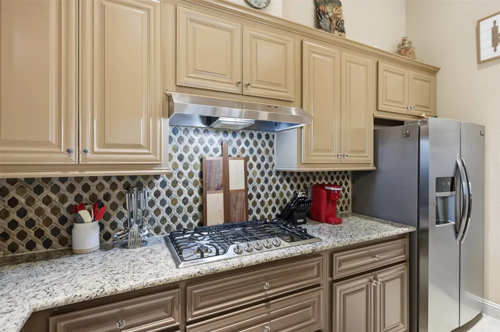 186 Las Colinas Trail Cross Roads, TX 76227