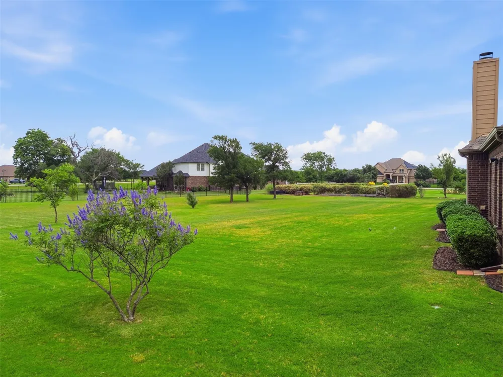 186 Las Colinas Trail Cross Roads, TX 76227