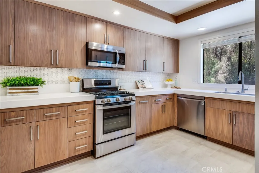 3607 W Hidden Lane #B Rolling Hills Estates, CA 90274
