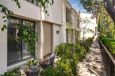 3607 W Hidden Lane #B