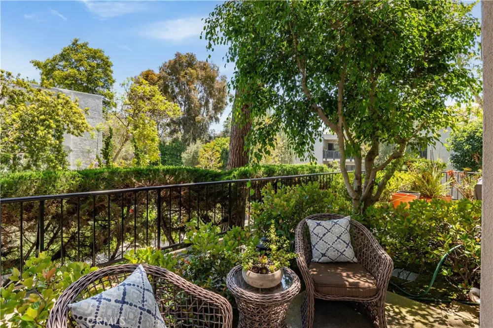 3607 W Hidden Lane #B Rolling Hills Estates, CA 90274