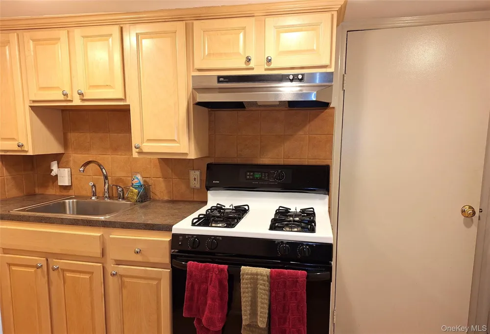 85-46 96th Street Woodhaven, NY 11421