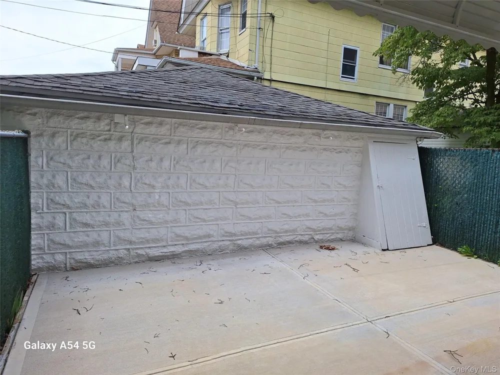 85-46 96th Street Woodhaven, NY 11421