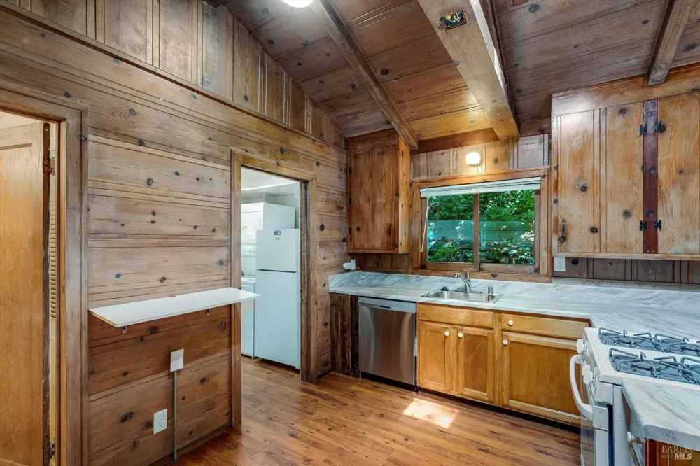 11075 Dell Avenue Forestville, CA 95436