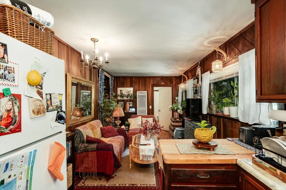 11075 Dell Avenue Forestville, CA 95436
