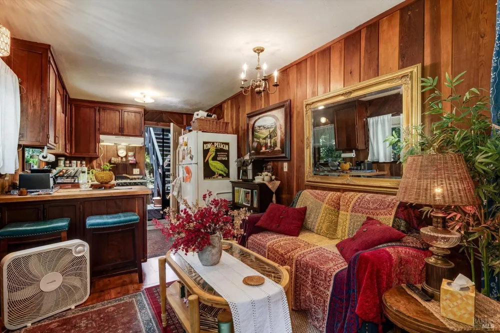 11075 Dell Avenue Forestville, CA 95436