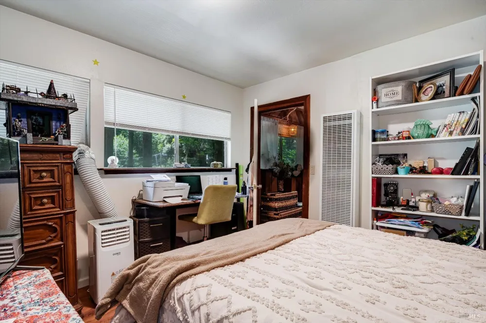 11075 Dell Avenue Forestville, CA 95436
