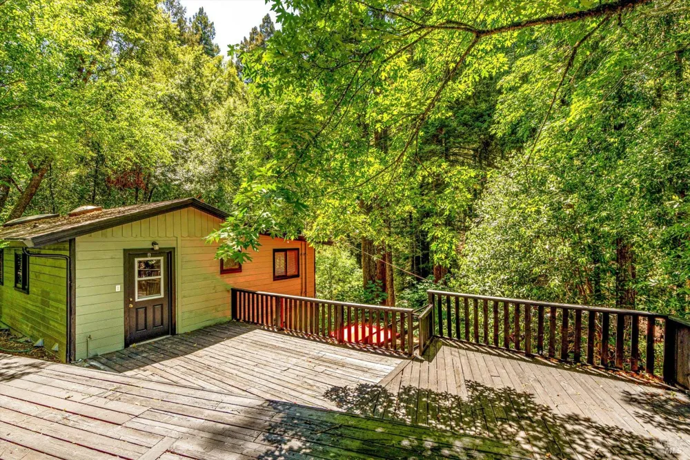 11075 Dell Avenue Forestville, CA 95436