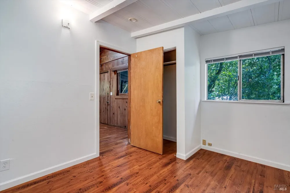11075 Dell Avenue Forestville, CA 95436