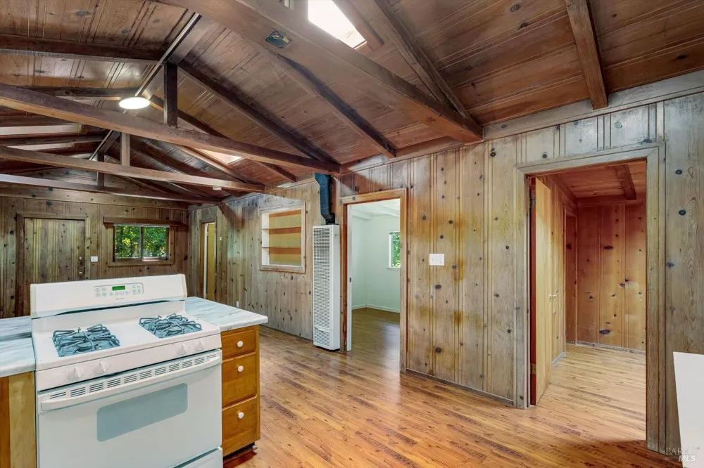 11075 Dell Avenue Forestville, CA 95436