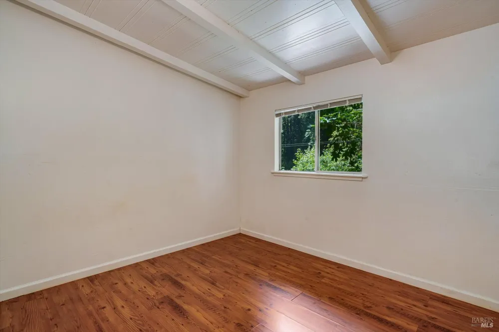 11075 Dell Avenue Forestville, CA 95436