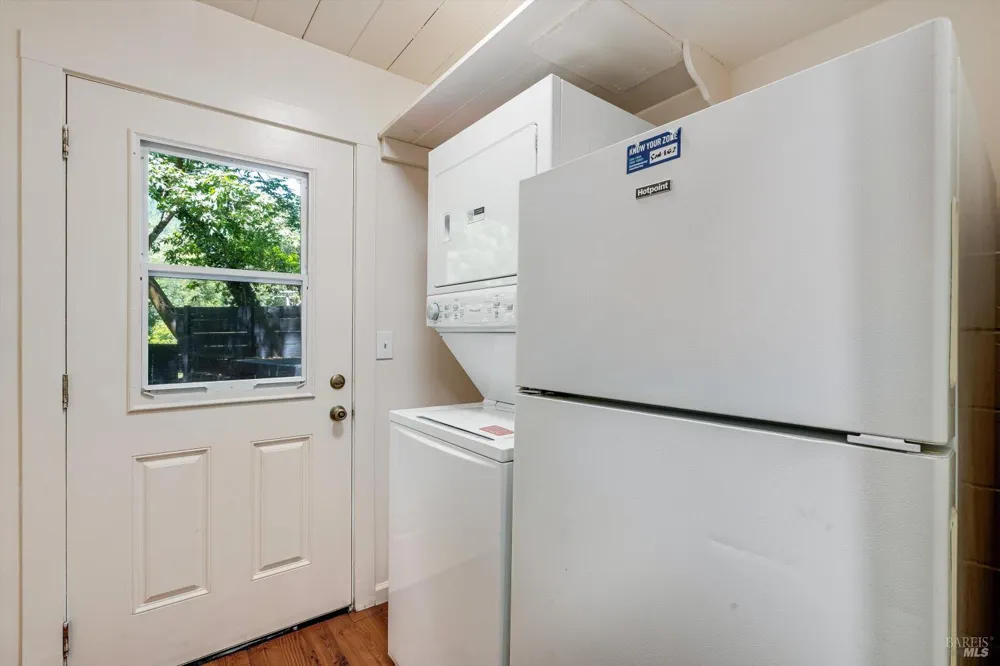 11075 Dell Avenue Forestville, CA 95436