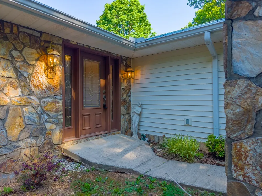 PANTHER CREEK DEV Almond, NC 28702