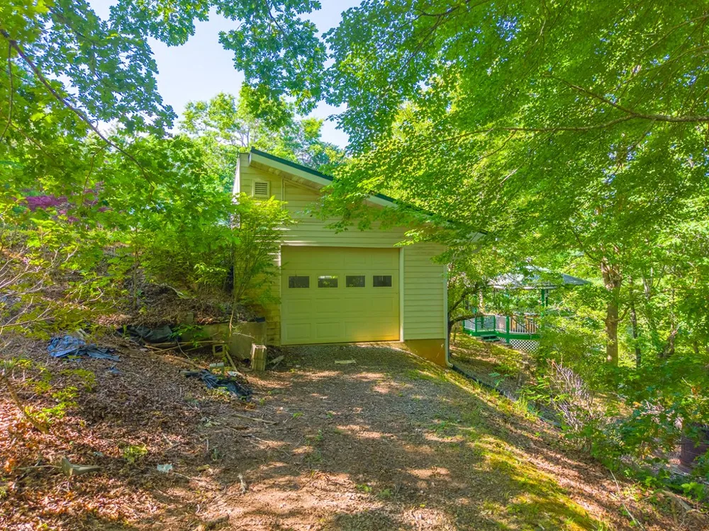 PANTHER CREEK DEV Almond, NC 28702
