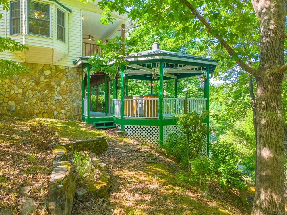 PANTHER CREEK DEV Almond, NC 28702