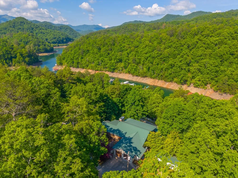 PANTHER CREEK DEV Almond, NC 28702